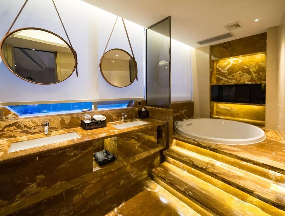 Brandi Hotel Foshan Exterior photo